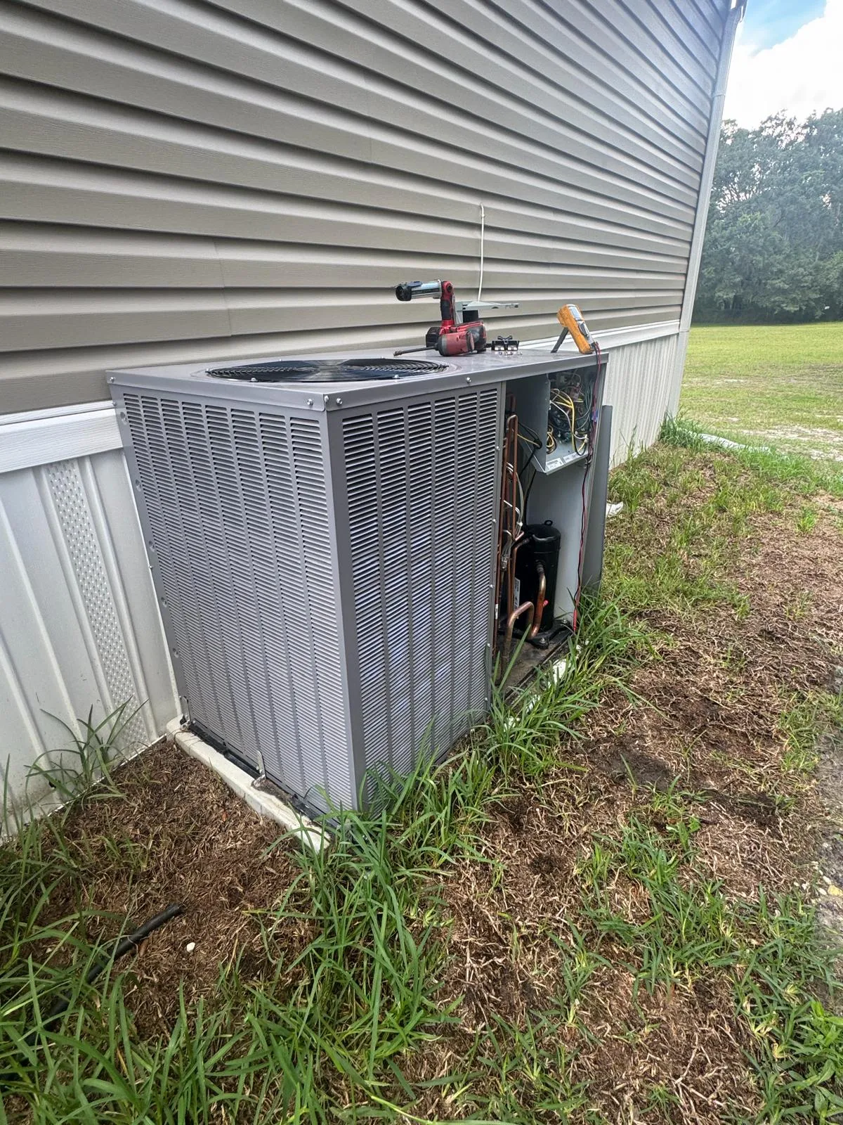 The new packaged unit installed on its pad after the changeout